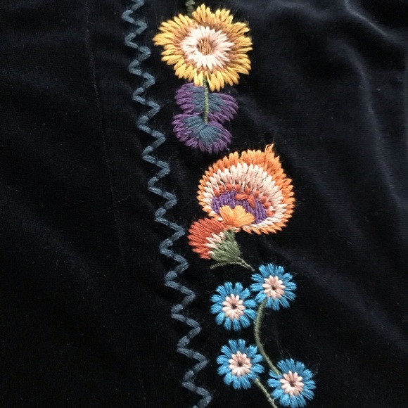 Zara Dark Blue Embroidered Velvet Dress - Picture 6 of 8